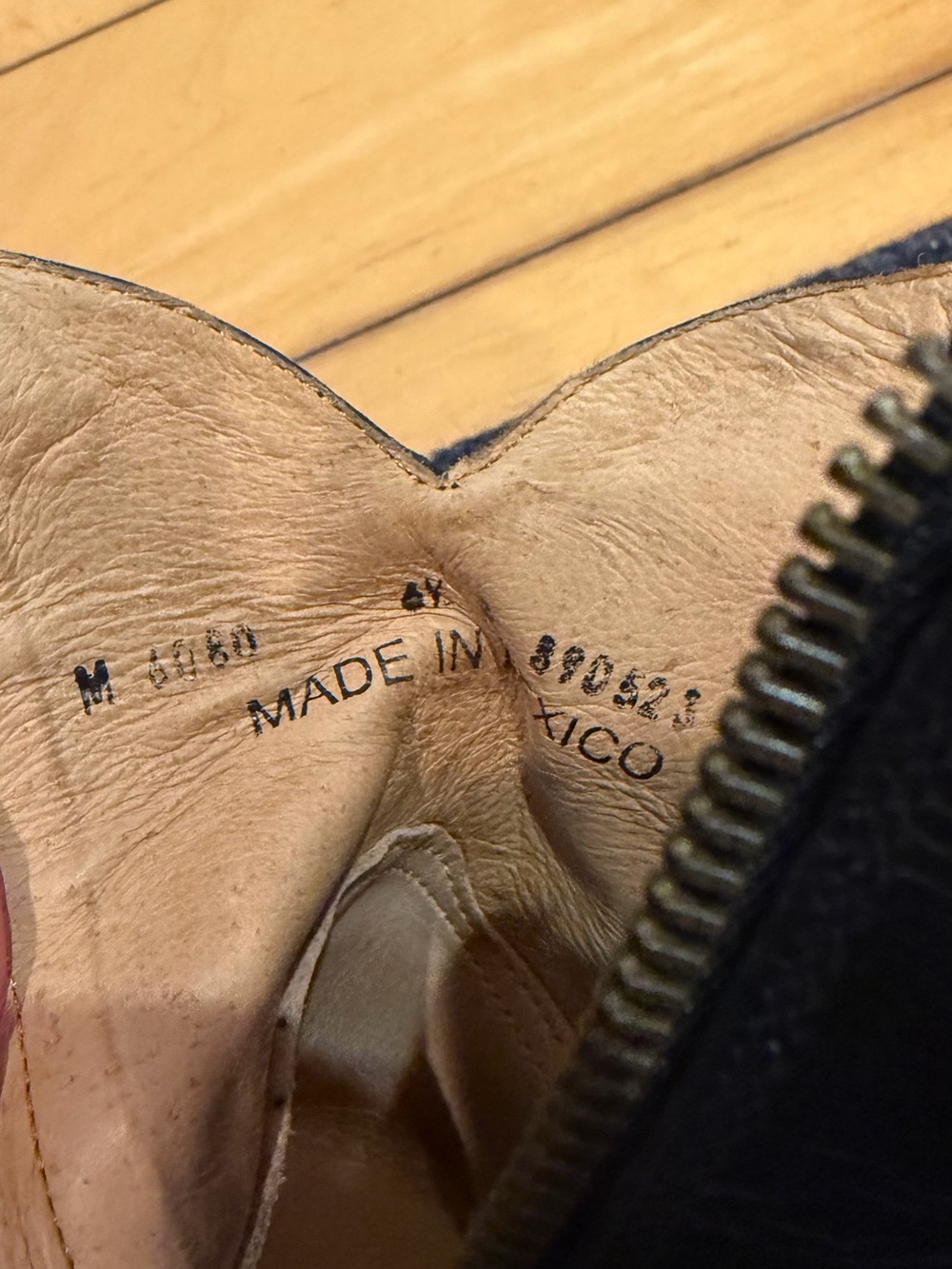 Lucchese Black Leather Western Zip-Heel Ankle Boots - Picture 5 of 9